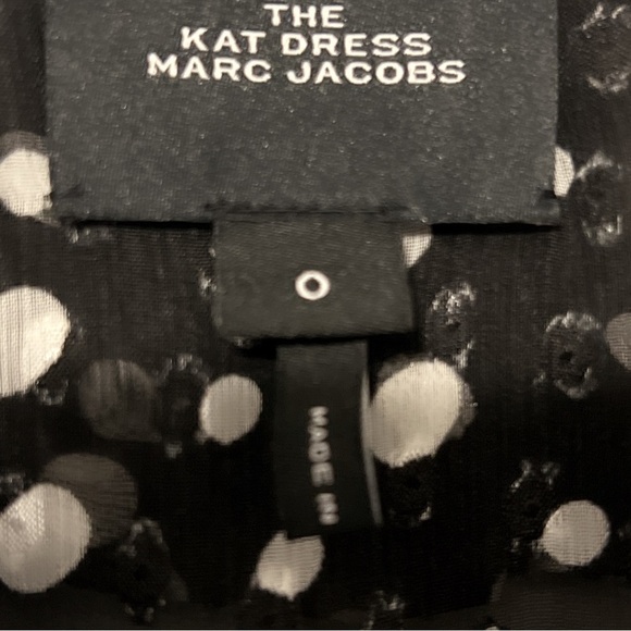 Marc Jacobs The Kat Polka-Dot Midi Chiffon Dress Crystal Heart Buttons Size 0 - Picture 11 of 13